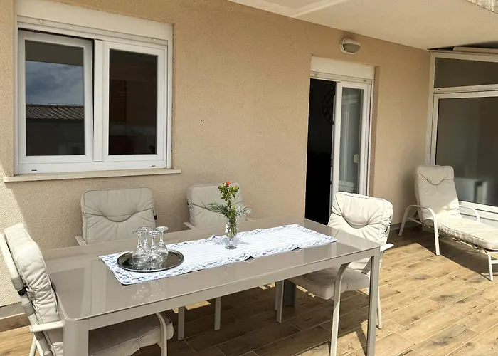 One Bedroom Apartman